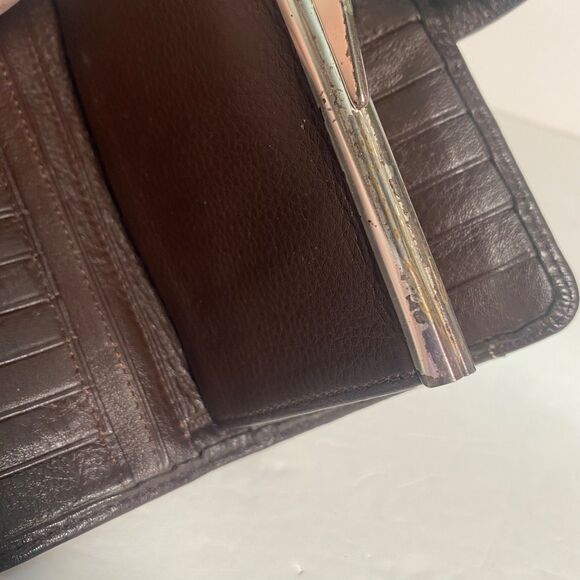 Brighton Brown Leather Wallet – Kiss-Lock Change Pocket – Card Slots – 7” x 4” - Picture 10 of 13